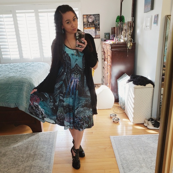 Meet your Posher, Tawny - Picture 4 of 8